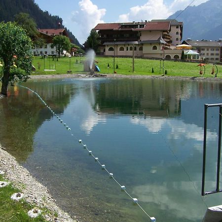 ניוסטיפט אים סטובאיטל Pension Holzknechthof Am See מראה חיצוני תמונה