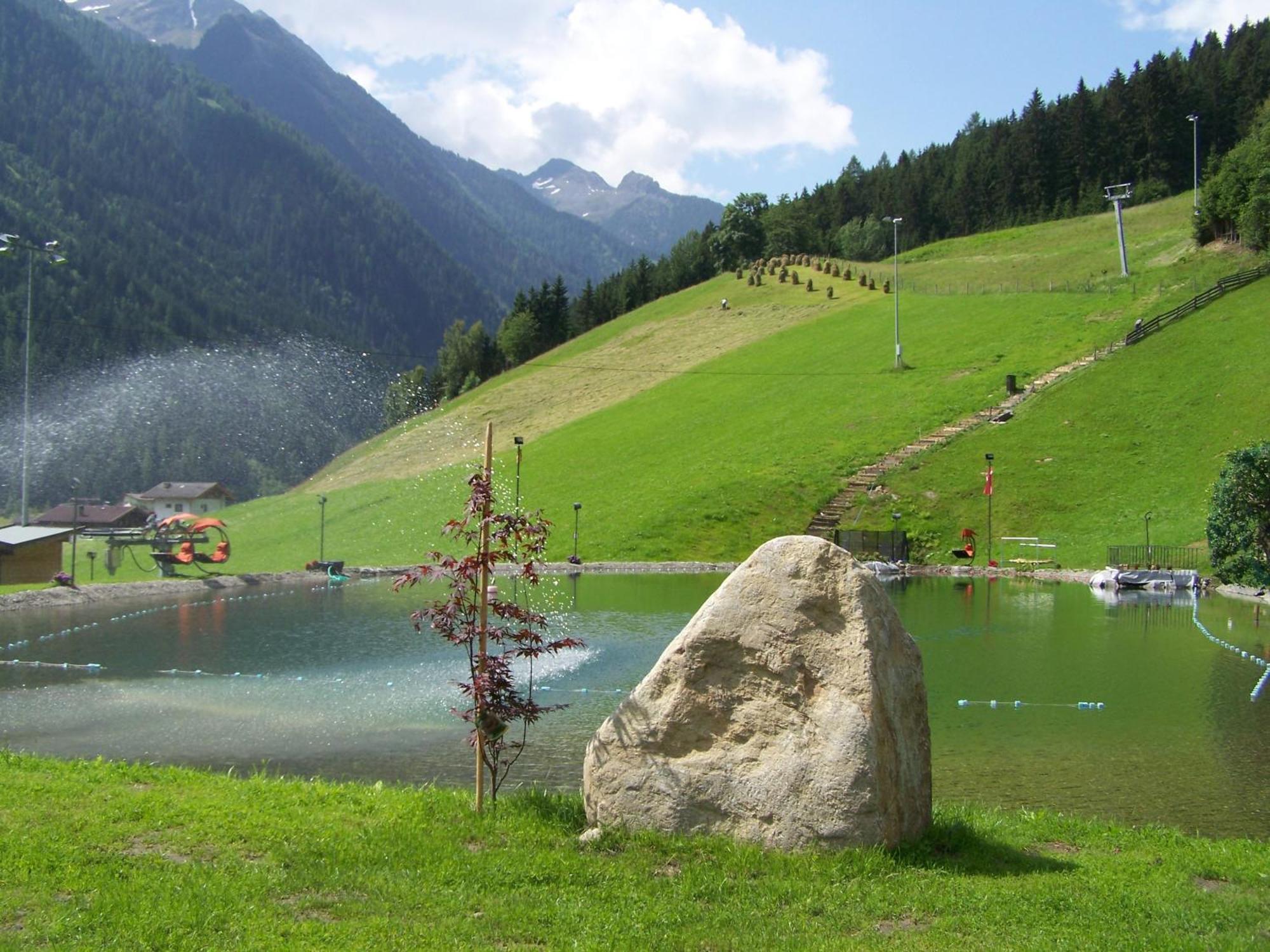 ניוסטיפט אים סטובאיטל Pension Holzknechthof Am See מראה חיצוני תמונה