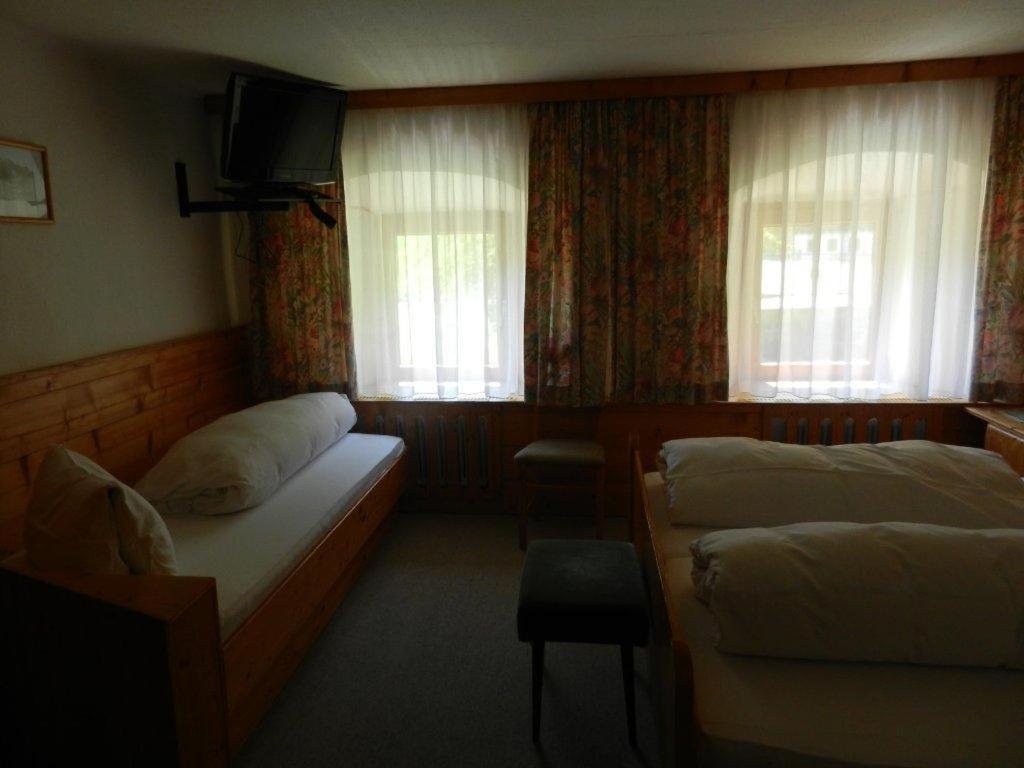 ניוסטיפט אים סטובאיטל Pension Holzknechthof Am See חדר תמונה