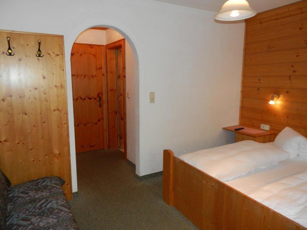 ניוסטיפט אים סטובאיטל Pension Holzknechthof Am See חדר תמונה